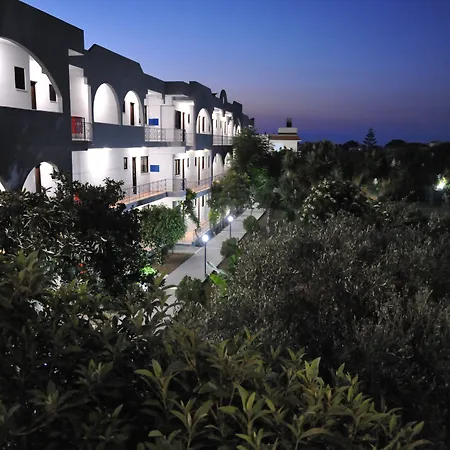 Maritime 2* Petaloudes