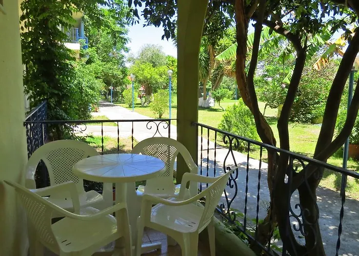 Maritime Aparthotel 2*