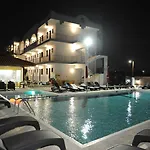 Maritime 2* Petaloudes