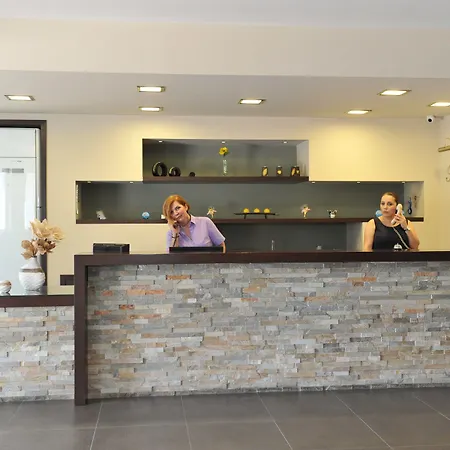 Apart Otel Maritime Petaloudes