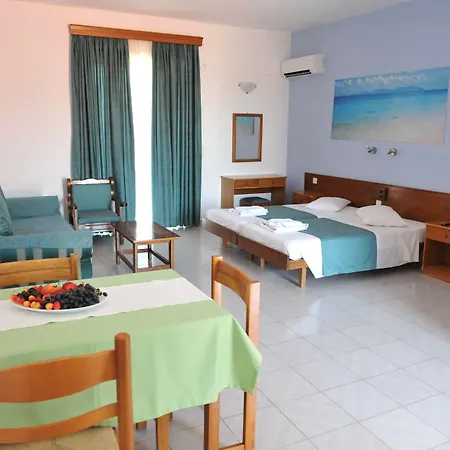 Maritime Aparthotel 2*