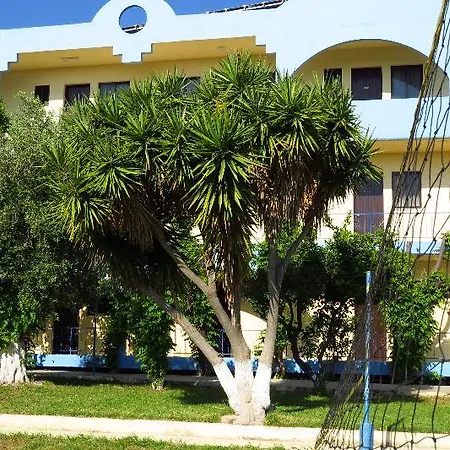 Maritime Aparthotel 2*