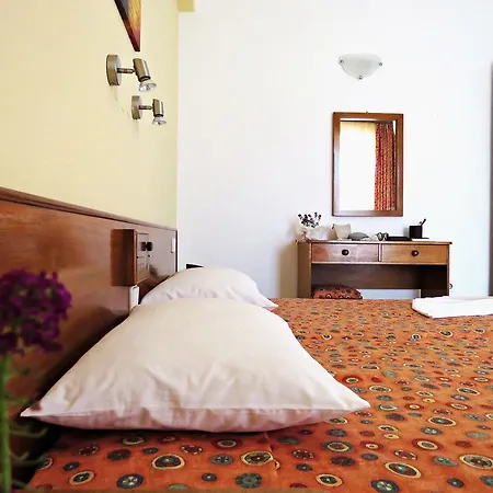 Maritime Hotel apartamentowy Petaloudes