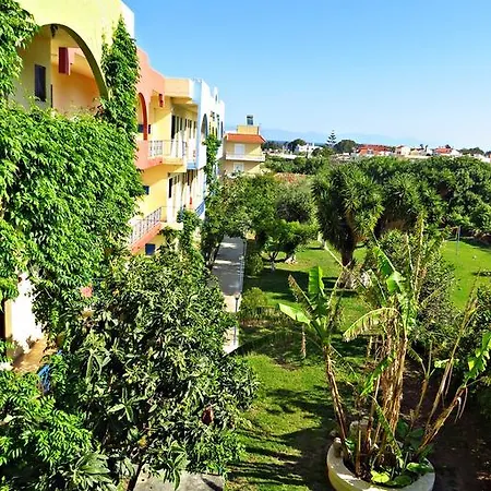 Maritime Aparthotel 2*