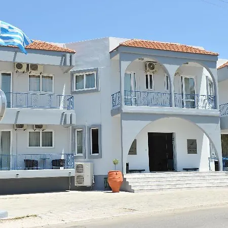 Aparthotel Maritime Petaloudes