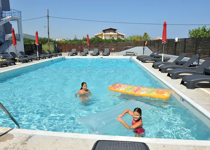 Maritime 2* Petaloudes