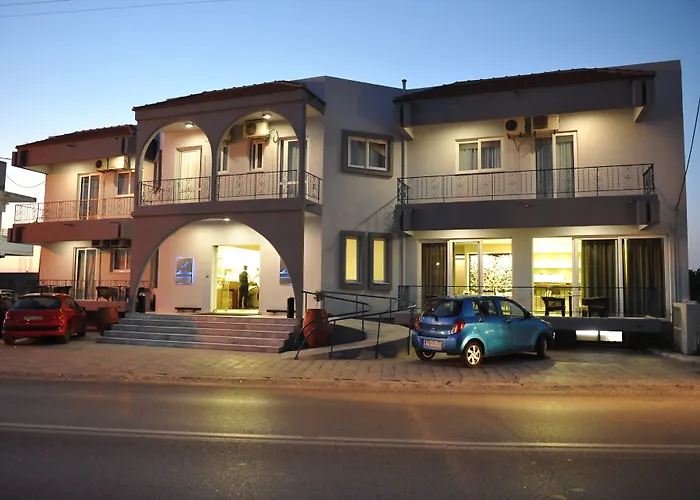 Maritime 2* Petaloudes