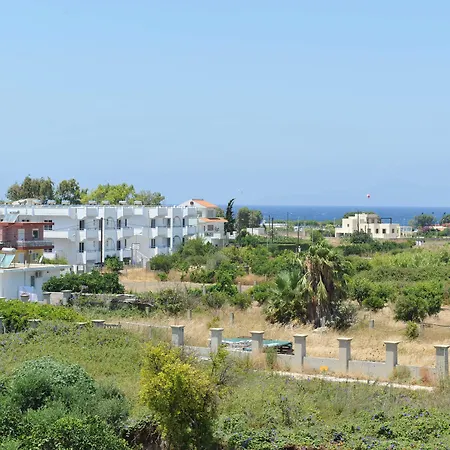 Maritime Hotel de apartamente Petaloudes