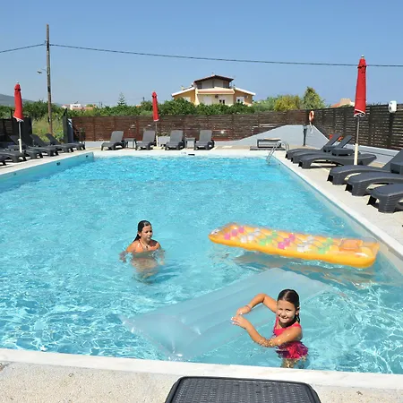 Maritime 2* Petaloudes