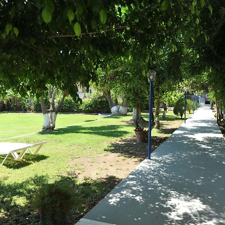 Hotel de apartamente Maritime Petaloudes