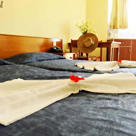 Aparthotel Maritime Petaloudes