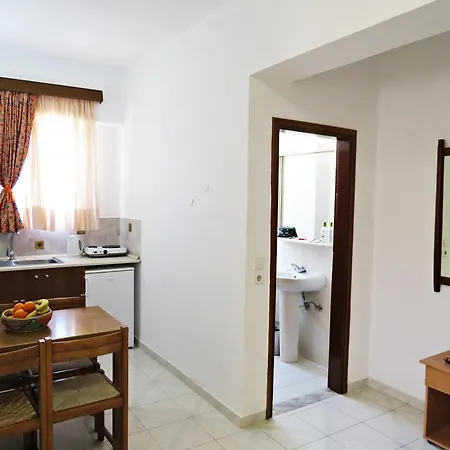 Maritime Aparthotel 2*