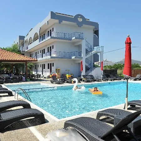 Aparthotel Maritime 2*