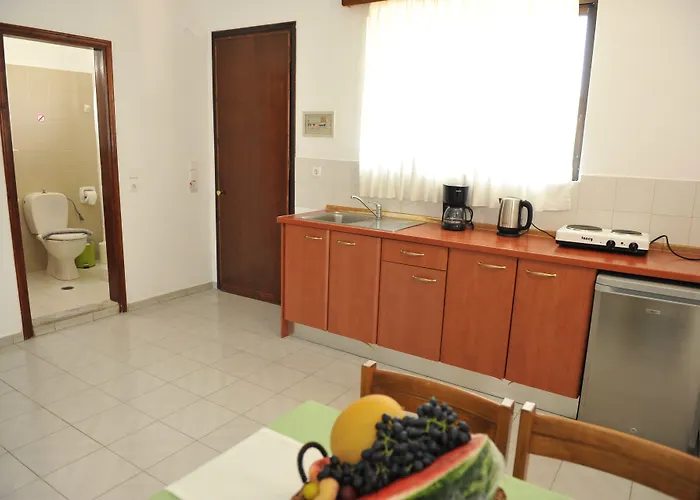 Apartahotel Maritime Petaloudes