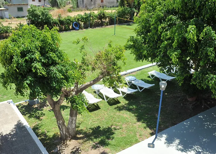 Maritime 2* Petaloudes